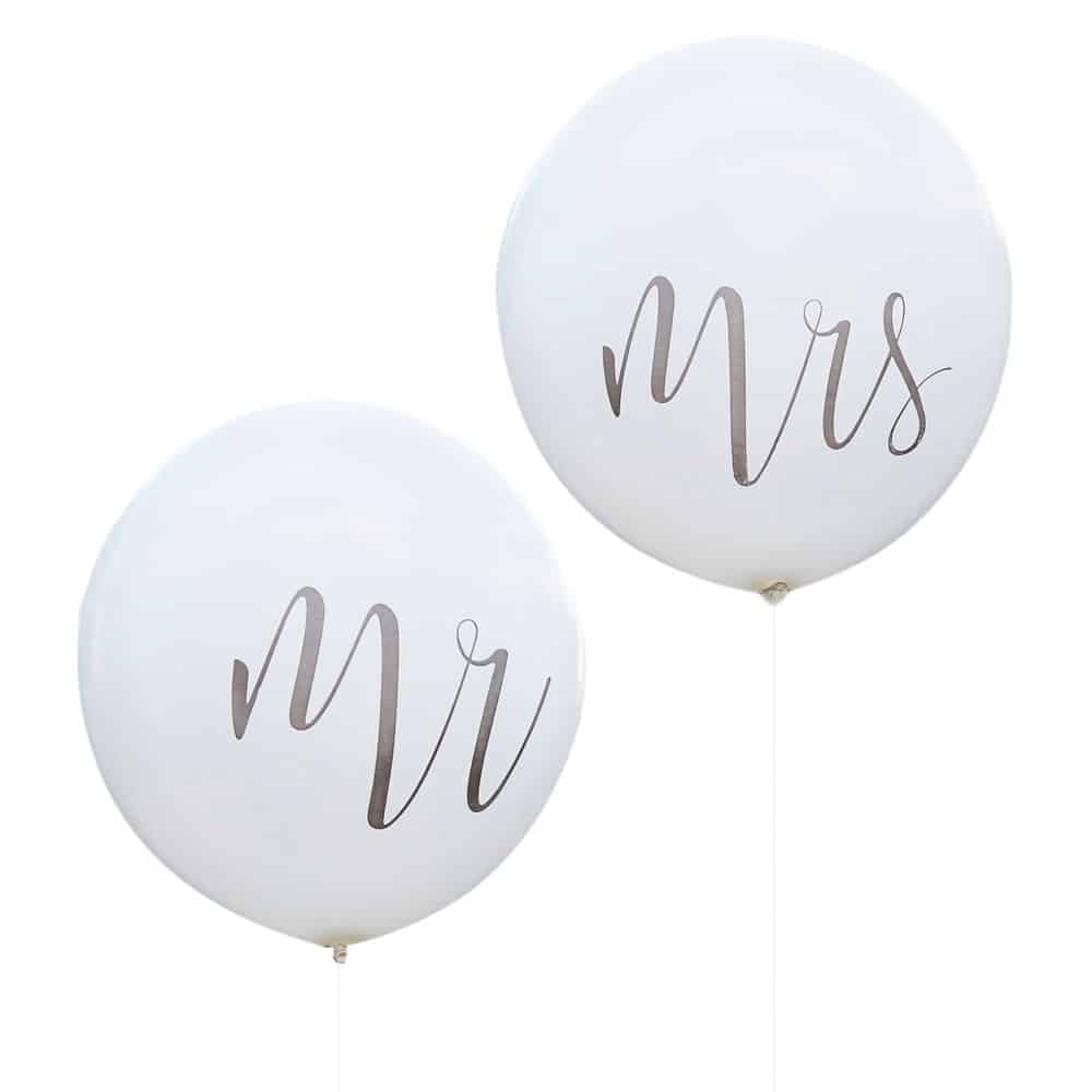 Mr-&-Mrs-Ballonger-bryllup-tilbehaur-fotobaren-ginger-ray2