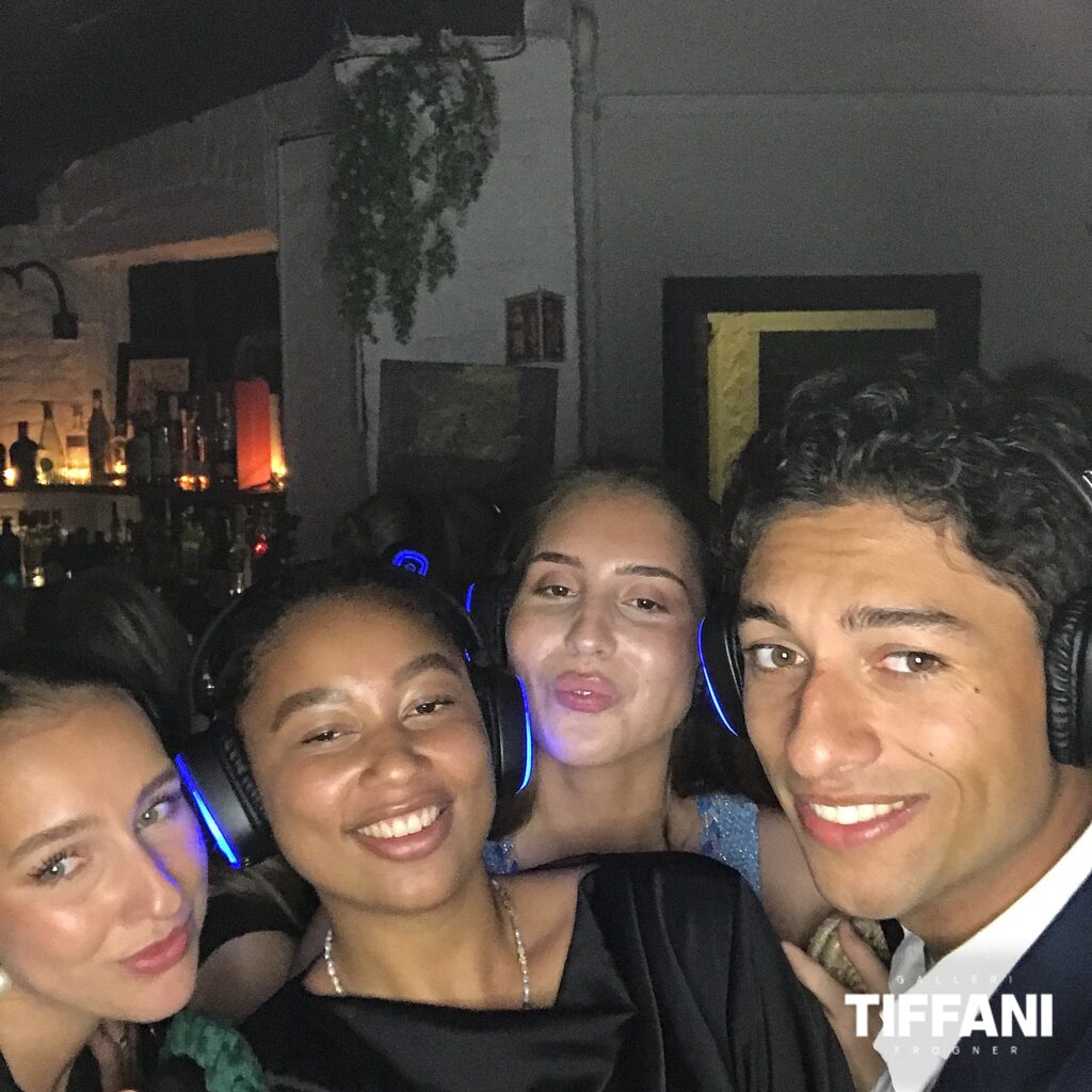 0113-Tiffani_Frogner-d110-template