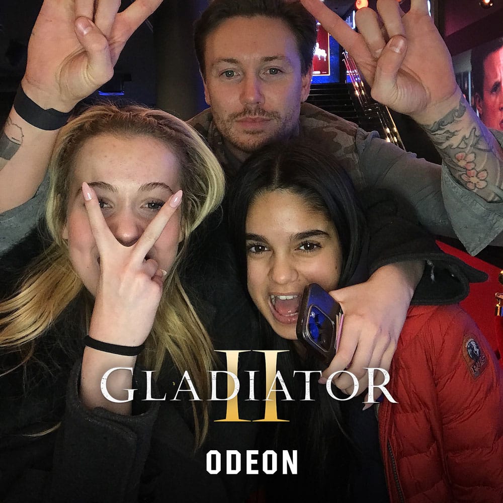 0146-Odeon_Kino_Gladiator_2_premiere-d97-template