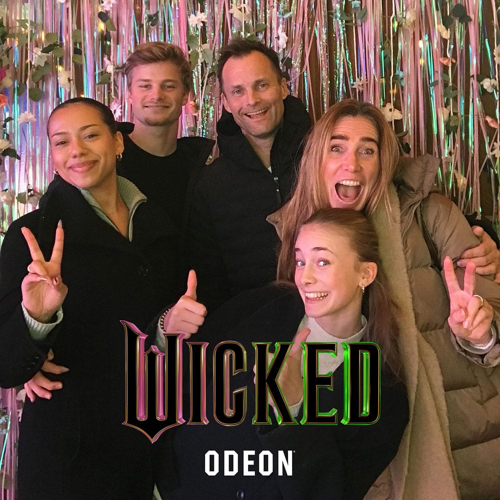 0148-ODEON_Kino_Wicked_premiere-d97-template