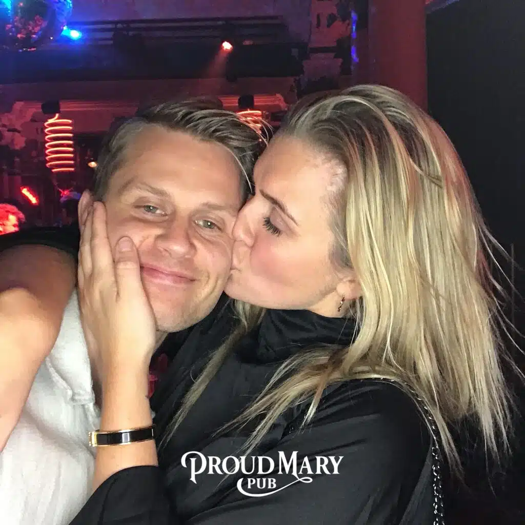 0169-Proud_Mary-d1-template