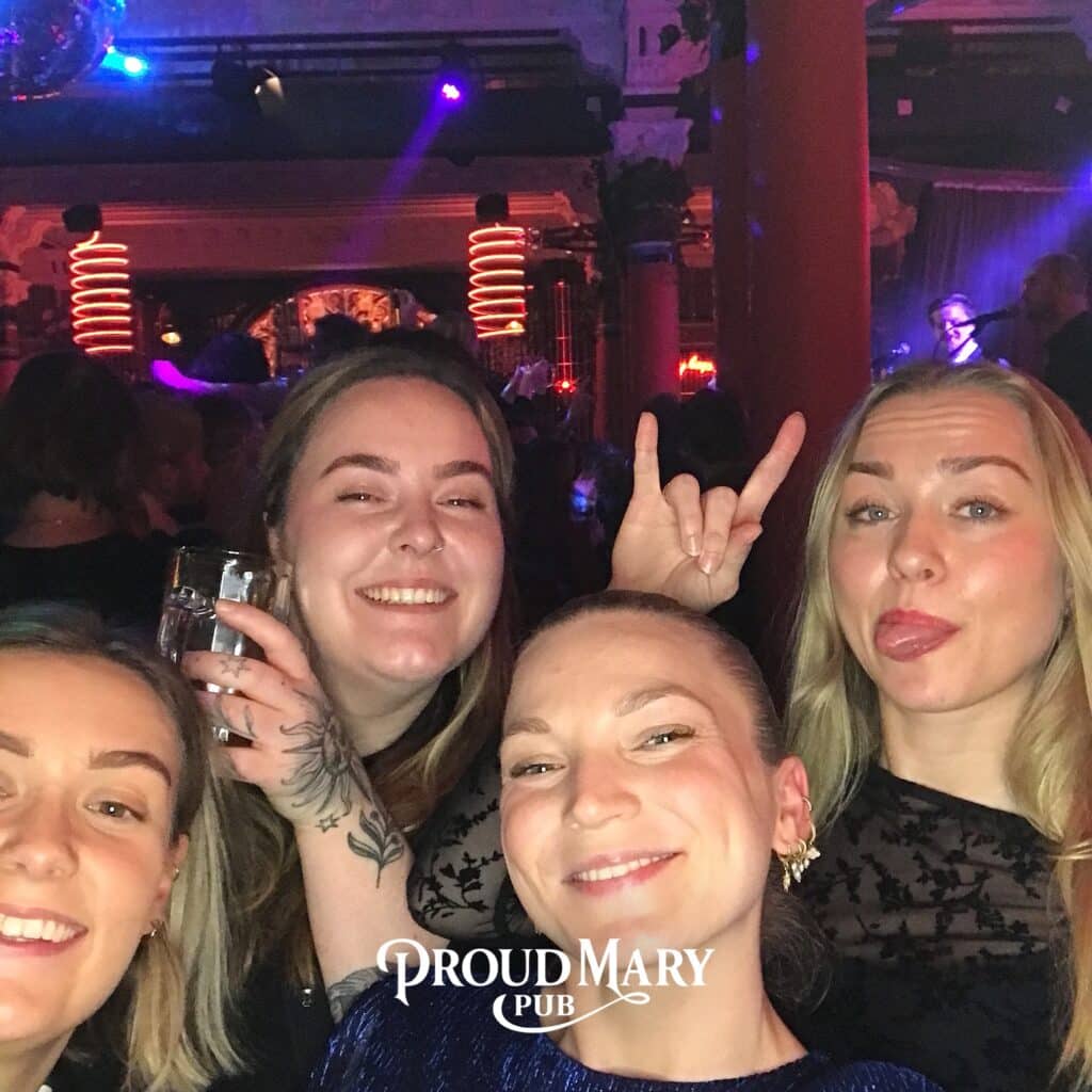 0205-Proud_Mary-d1-template