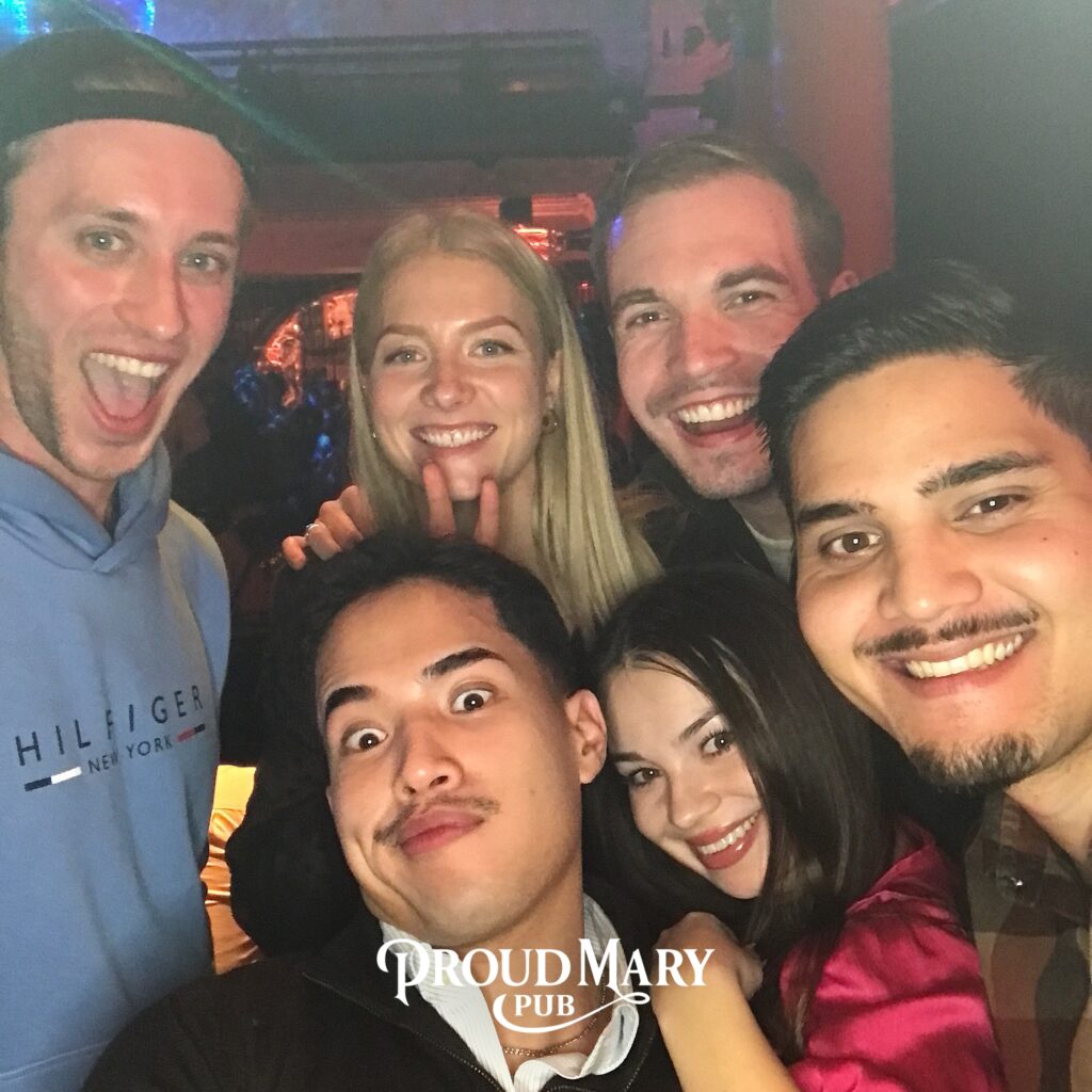 0383-Proud_Mary-d1-template