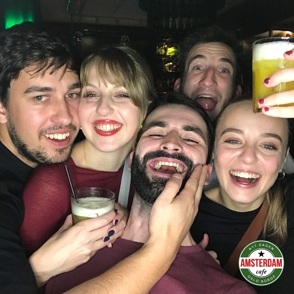 7038-Cafe_Amsterdam_Oslo-d69-template