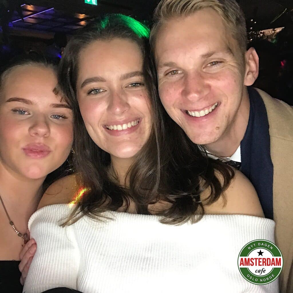 7556-Cafe_Amsterdam_Oslo-d69-template