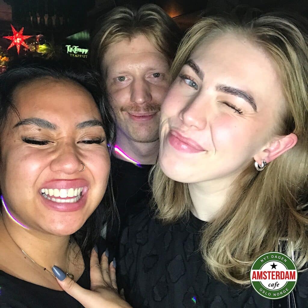 7637-Cafe_Amsterdam_Oslo-d69-template